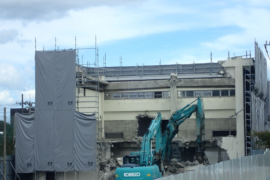 人権センターの解体工事